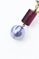 一松モデルのイヤリング。