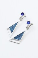 カラ松モデルのイヤリング。