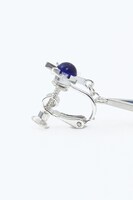 カラ松モデルのイヤリング。