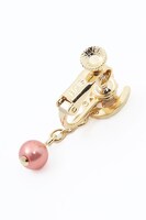 おそ松モデルのイヤリング。