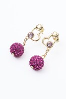 トド松モデルのピアス。