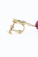 トド松モデルのイヤリング。