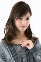 雲モデルの着用例。