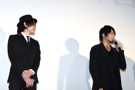 左から藤原祐規、中村悠一。