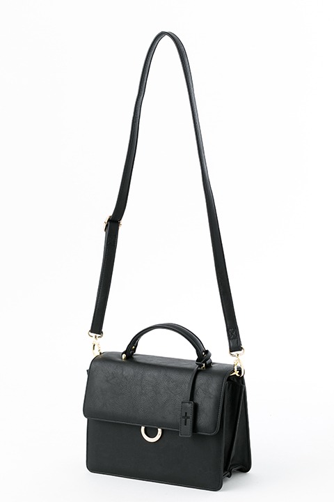 「血界戦線 & BEYOND」のハンドバッグ（クラウス・V・ラインヘルツモデル）。