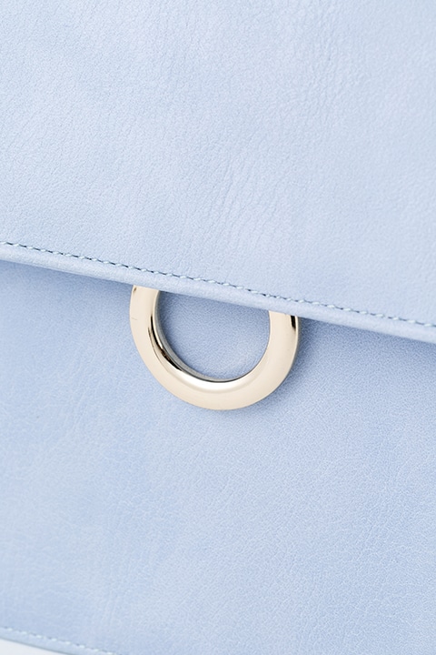 「血界戦線 & BEYOND」のハンドバッグ（レオナルド・ウォッチモデル）。