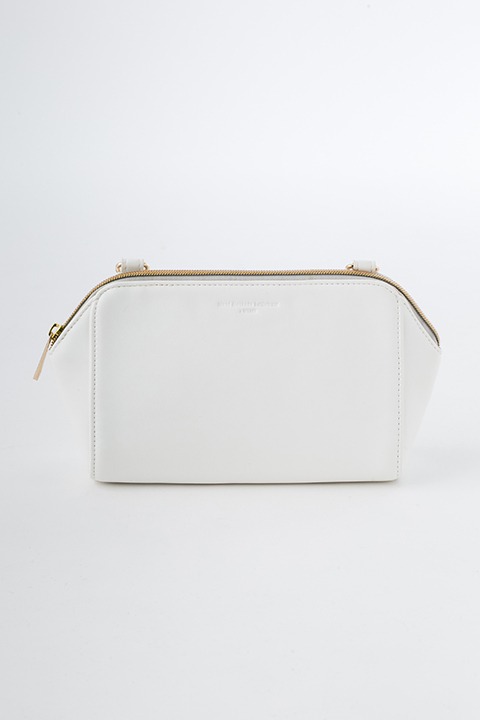 「血界戦線 & BEYOND」のショルダーポーチ（レオナルド・ウォッチモデル）。