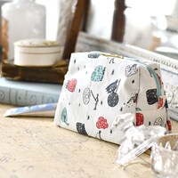 トラペーズポーチ