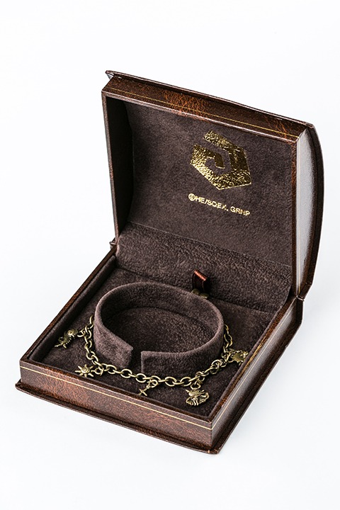 ブレスレットのケース。