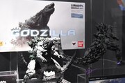 「S.H.MonsterArts ゴジラ（2017）初回生産限定版」