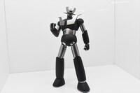 宮迫博之とコラボしたマジンガーZ。タイトルは「幻のダークマジンガー」。