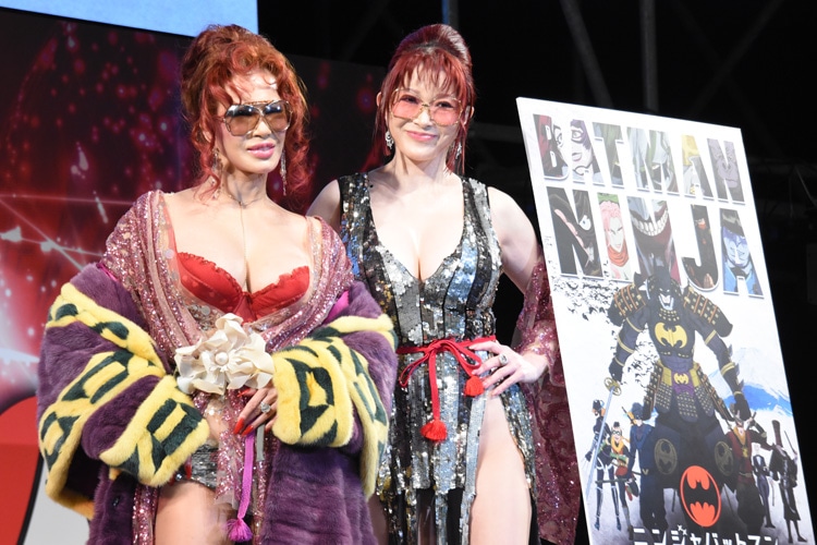 左から叶恭子、叶美香。
