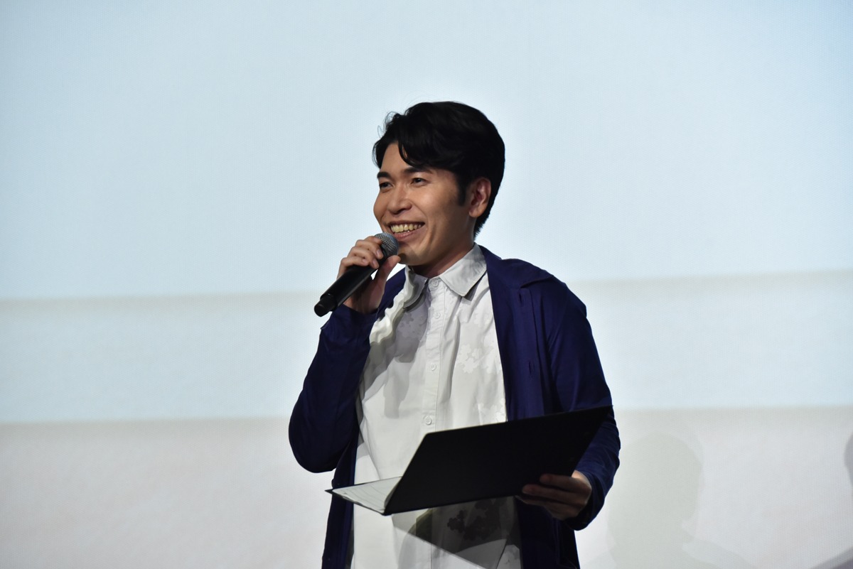 新垣樽助