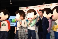 「VR PARK TOKYO IKEBUKURO」オープン記念のVR説明会の様子。