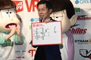 鈴木奈々への「おそ松クイズ」の様子。