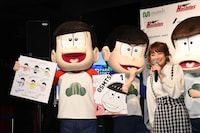 「おそ松さん」の告知をするおそ松。