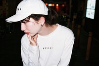 「Saishu Heiki Kanojo Long Sleeve」(c)TAKAHASHI Shin／SHOGAKUKAN