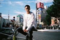 「Saishu Heiki Kanojo Long Sleeve」(c)TAKAHASHI Shin／SHOGAKUKAN