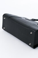 クラウス・V・ラインヘルツモデルのバッグ。