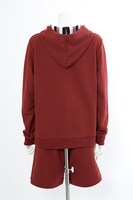 クラウス・V・ラインヘルツモデルのルームウェア。