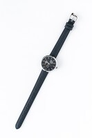 スティーブン・A・スターフェイズモデルの腕時計。