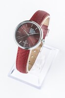 クラウス・V・ラインヘルツモデルの腕時計。