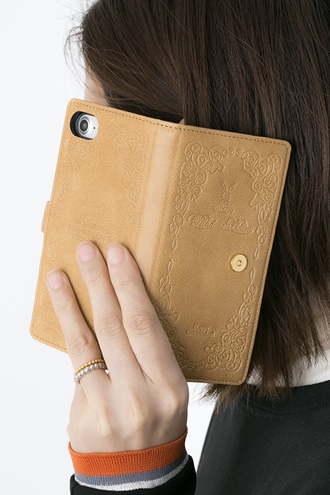 オズ＝ベザリウスモデルの手帳型スマホケース。