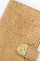 オズ＝ベザリウスモデルの手帳型スマホケース。