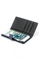 ギルバート＝ナイトレイモデルの手帳型スマホケース。