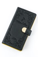 ヴィンセント＝ナイトレイモデルの手帳型スマホケース。