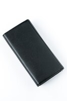 リーオ=バスカヴィルモデルの長財布。