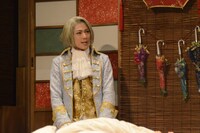 村田恒演じる佐倉春澄。