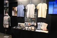 「『ユーリ!!! on ICE × サンリオキャラクターズ × 東京ガールズコレクション』POP UP SHOP in TOKYO」の様子。