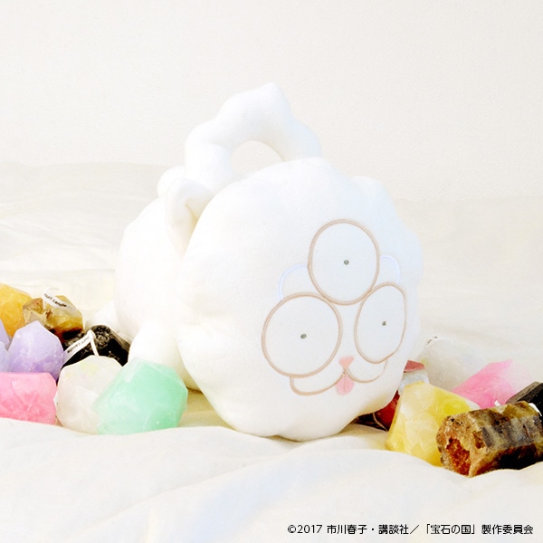 しろのぬいぐるみ。