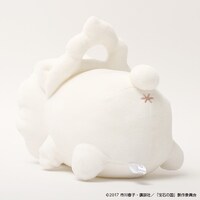 しろのぬいぐるみ。