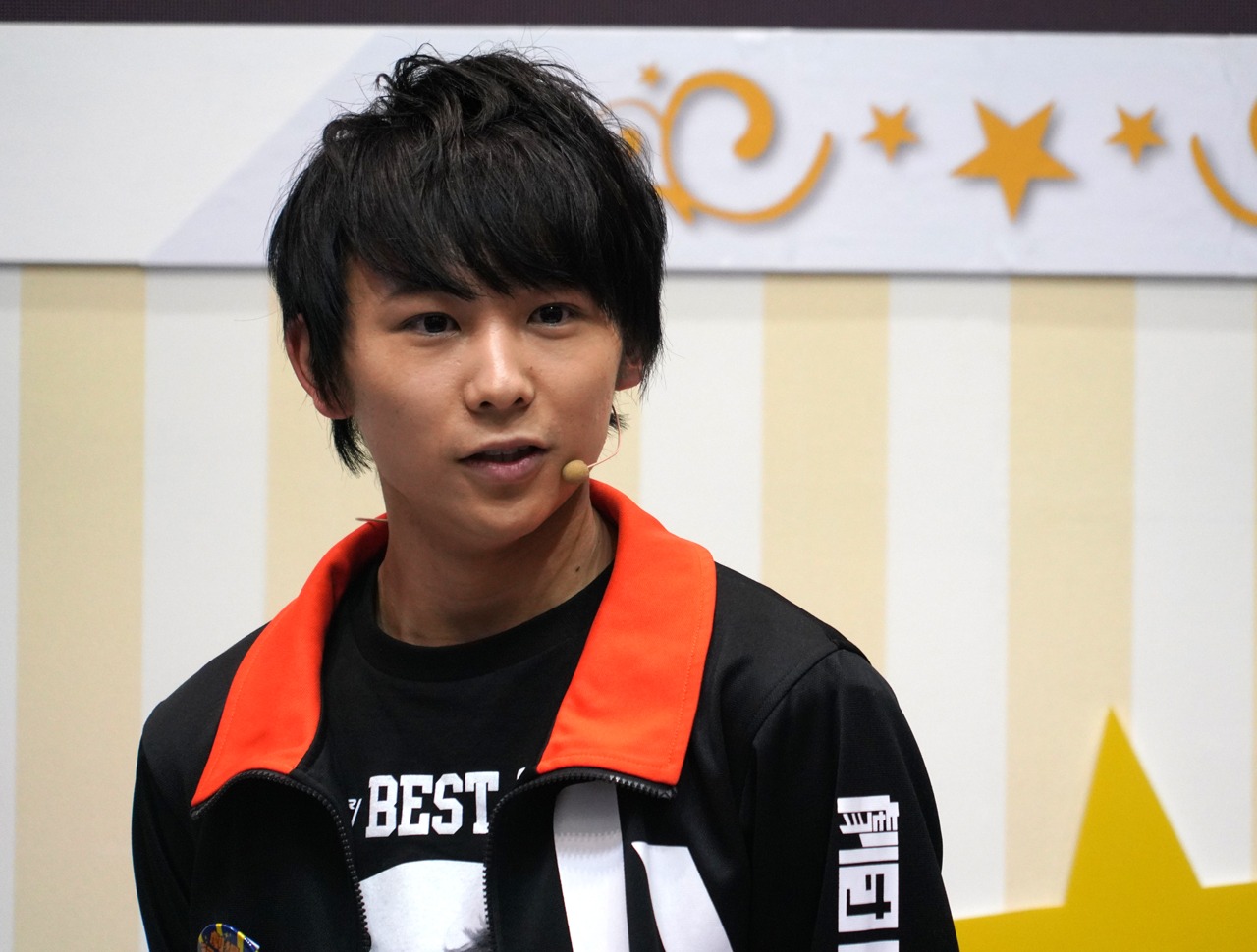 須賀健太