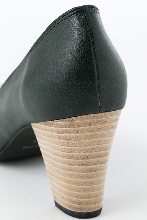 Growthモデルのパンプス。