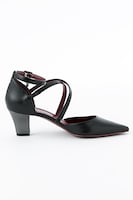 SolidSモデルのパンプス。