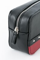 SolidSモデルのポーチ。