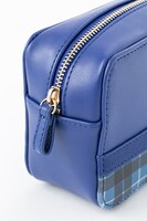 SOARAモデルのポーチ。