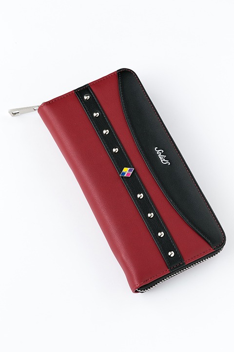 SolidSモデルの財布。