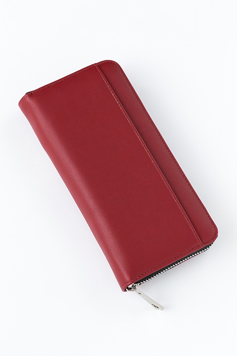 SolidSモデルの財布。