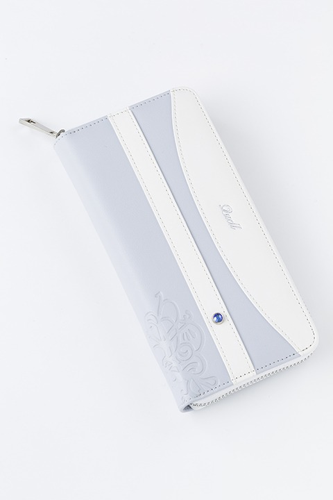 QUELLモデルの財布。