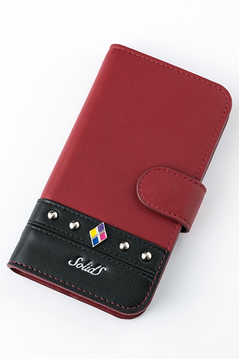 SolidSモデルのスマホケース。