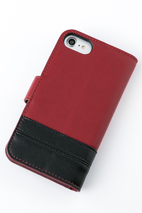 SolidSモデルのスマホケース。