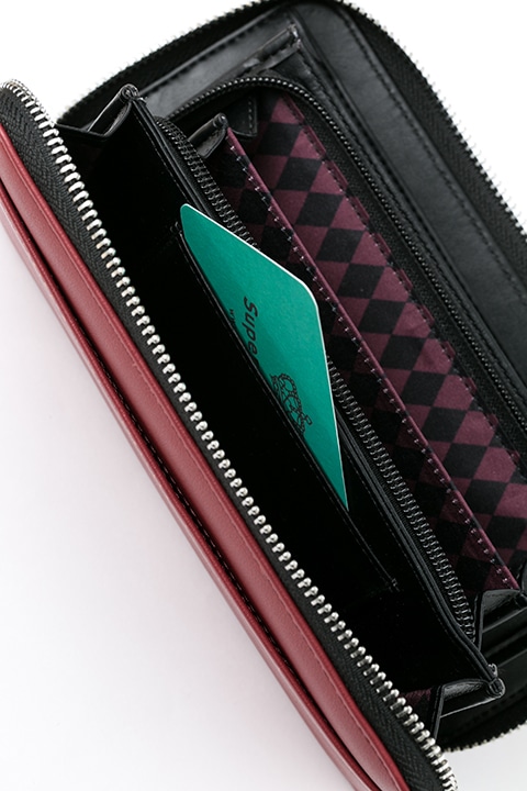 SolidSモデルの財布。