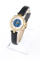 SOARAモデルの腕時計。