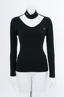 SolidSモデルのニット。