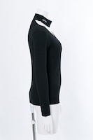 SolidSモデルのニット。