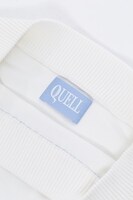 QUELLモデルのニット。